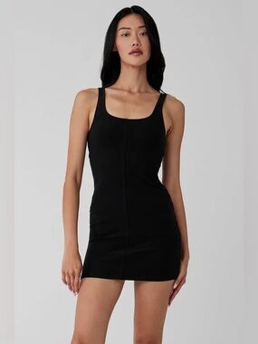 ALO YOGA Alosoft Head Start Dress - Black, Size Medium